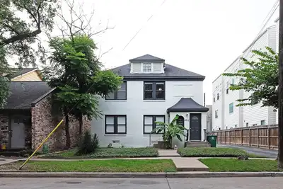 Image de Your Montrose Estate! Sleeps 10/4br/2ba/2pa