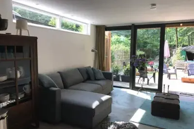 Image de Beautiful fully private stay, terrace garden side, 1 stop city centre