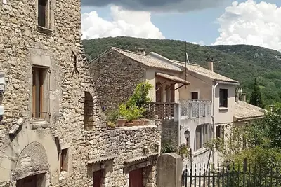 Image de Belle maison médiévale dans village du XIe siecle de 2 à 6 adultes + 4 enfants