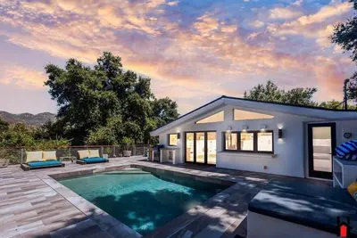 Image de Secluded Haven | Mountain Views & Pool Delight