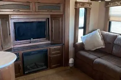 Image de Rv Getaway, Enjoy Nw Florida beaches, Hot/cold springs, caverns, lakes & Rivers