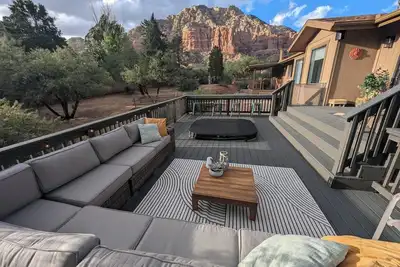 Image de Crimson Horizon Retreat - Quiet, spacious, relaxing and amazing views.