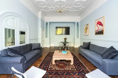 Image de Museum & Luxury: 2-Bed Spacious Suites