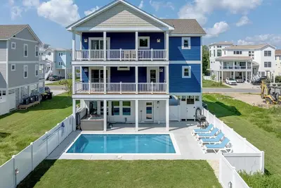 Image de Corolla Cottage | 2, 780 ft to the beach | Private Pool, Hot Tub, and Dog Friendly