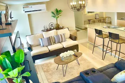 Image de Discounted | Amazing 2. 5 Bedroom Eastwood Global Luxury Condo Unit