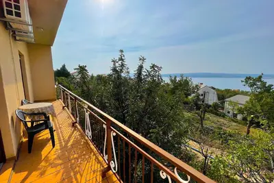 Image de Appartement de vacances Dramalj pour 2 - 8 personnes avec 3 chambres à coucher - Appartement de vaca