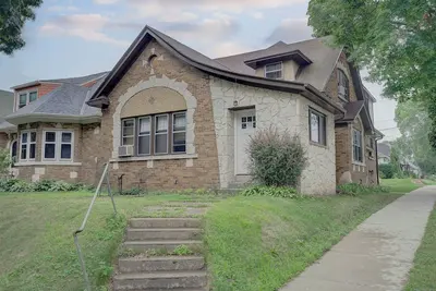 Image de Modern Elegance: 5 Min to Downtown + Pet Friendly