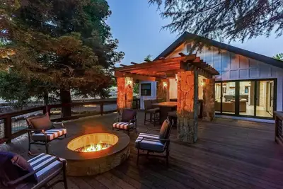 Image de Villa with Pool, Hot Tub and Tastings Included