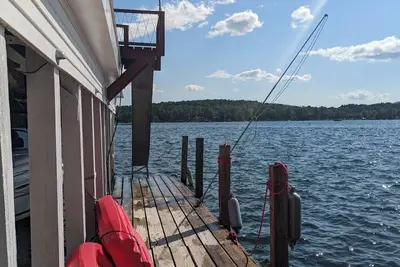 Image de Beautiful Lake George waterfront property