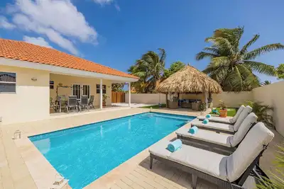 Image de Cozy 3br2ba, Great Location w/Private Pool & Patio
