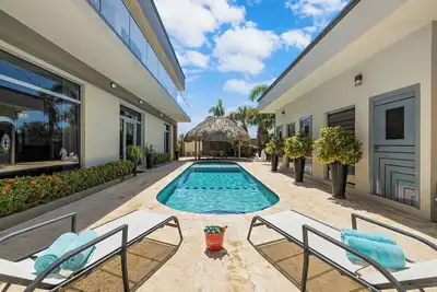 Image de Magical Oasis ~ 6br w/ Large Pool & Gazebo ~ Views