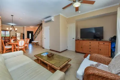 Image de Gated Community 2br3ba @ Gold Coast ~ Pools ~ Gym