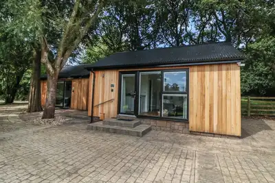 Image de Jasmine, romantic, with hot tub in Barnstaple