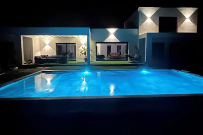 Image de 3 bedroom private vacation home in carcassonne