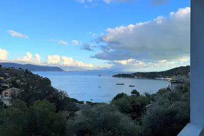 Image de CaseMaggi Poets Bay Terrace with stunning views, perfect for families & friends