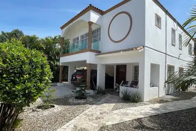 Image de Luxurious villa with breathtaking panoramic views - your dream home awaits!