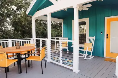 Image de 1 Bdrm, Sleeps 4, Close to water, Firepit, Pet friendly, Full Kitchen