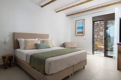 Image de Seaesta Villas - Luxurious Newly Built Villa with Private Pool & Sea View.