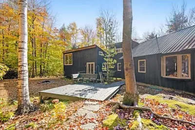 Image de Craftsman woodland Cabin. Privacy meets Luxury.