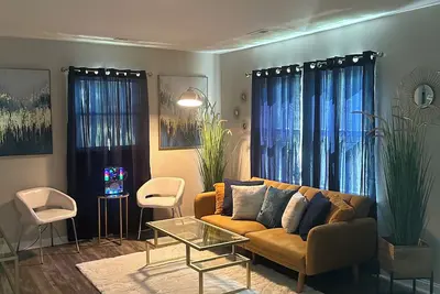 Image de Stylish cozy home close to downtown Charlotte and Airport