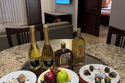 Image de Luxury all-inclusive resort vacation in Riviera Maya; fine dining & nature park