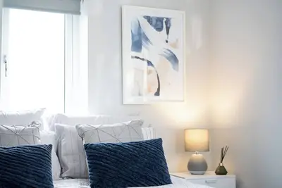 Image de Shakespeare's Nest - central Stratford -upon - Avon - sleeps 4