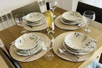 Image de Gorgeous ground floor apartment overlooking 10th Tee peaceful location