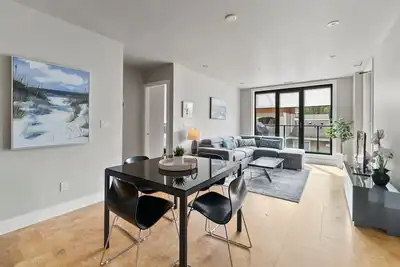 Image de 3 bedroom, 2 bathroom condo on Mara Lake with Pool and Boat Slip