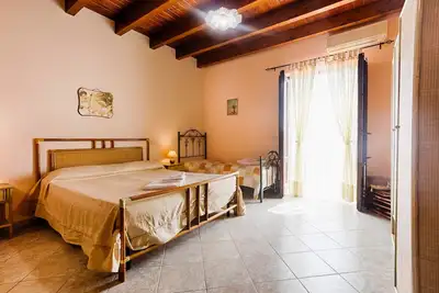 Corso Garibaldi - Castellammare Cozy Apt x3