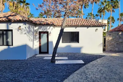 Image de Hacienda Christopher Scott 2 bedroom Casita In Loreto with pickleball court