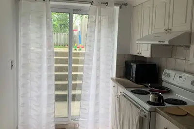 Image de Independent 2br 1bth 1prk - Walk-in Ground Level