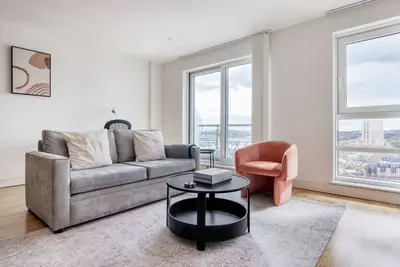 Image de Superb Vauxhall 2br, nr Gym, Shops & London Bridge, by Blueground