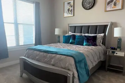 Image de 10% weekly & 20% 0ff monthly stays! Great Location in the Heart of Dallas1