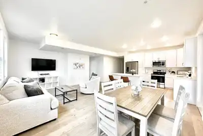 Image de Top Floor Luxury Condo
