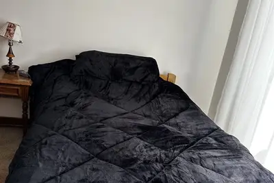 Hi, In the beatles zone of La Paz. A bedroom in a apartment.
