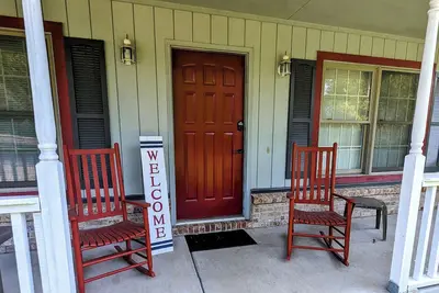 Image de Little House on the \"Parkway\" in Beautiful Tellico Village Lake/Golf Community