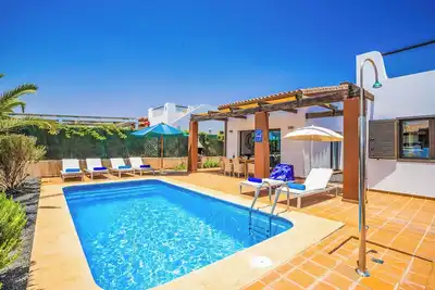 Image de Villa Gardenia - Trois Chambres Villa, Couchages 6