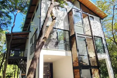 Image de Casa Vail, surrounded by jungle in Nosara area