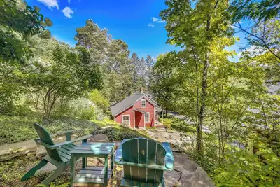 Image de Warren Vacation Rental ~ 3 Mi to Sugarbush Resort!