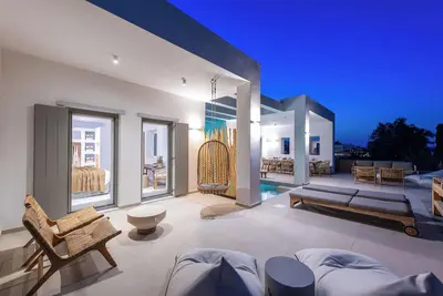 Image de Luxury Moca beachfront villa, with heated pool, Paros Island