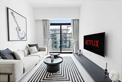 Image de Modern 2 Bd with Private Plunge Pool in Jvc