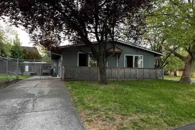 Image de 3b/1ba <1mi from Hospital w/ Self Check-in + Laundry