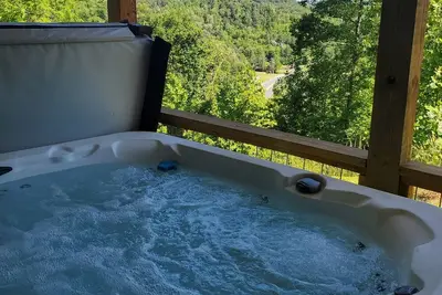 Image de Close to Polar Express, Casino, Wcu. Hot Tub & Robes! Dog friendly, Views!