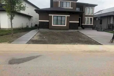 Image de Cozy and spacious 2 bedroom basement suite