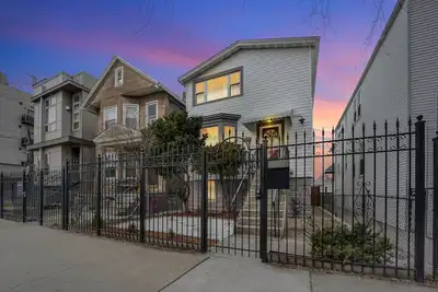 Image de The Logandale: Huge Mid-Century Home, sleeps 15