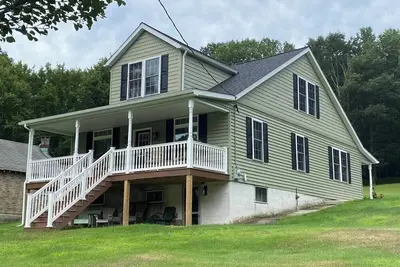 Image de Historic Sears & Robuck River Home (Main Level) The Village at Houser's Crossing