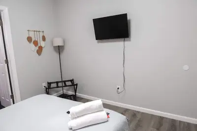 Image de 3Bed 2Bath Apt Near Nyc + Parking & Laundry