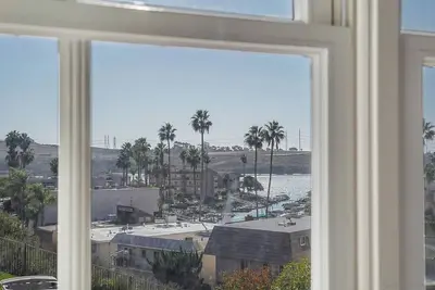 Image de Luxurious Private Hilltop Villa With Lagoon Views Hot Tub/Golf Cart - Sleeps 26