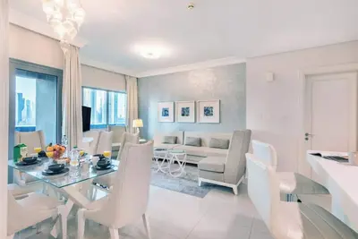 Image de Stylish 3br w/ Pool | Near Dubai Mall, Burj Khalifa Views and Metro