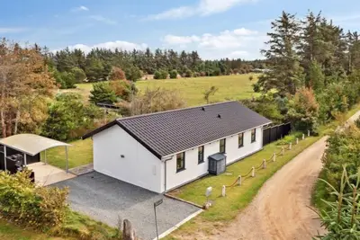 Image de \"Idda\" - 350m from the sea by Interhome